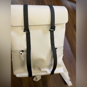 Gaston Luga waterproof backpack 13inch